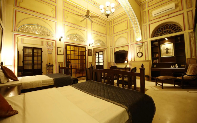 Khas Bagh