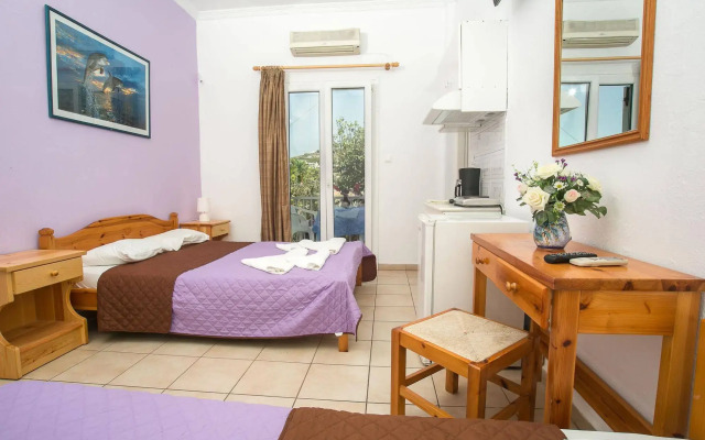 Johns Rooms & Studios