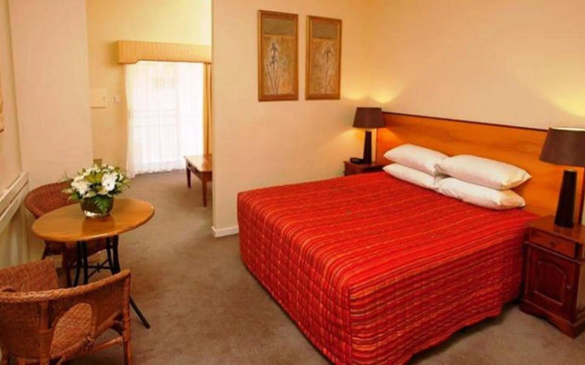 Higgins Lane Motel