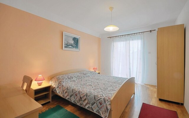 Awesome Home in Fazana With Wifi and 4 Bedrooms