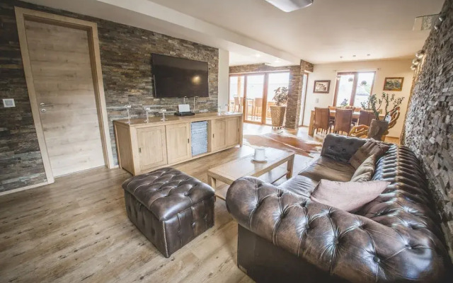 Downtown Suite Alpi near Garmisch-Partenkirchen Ski Resort