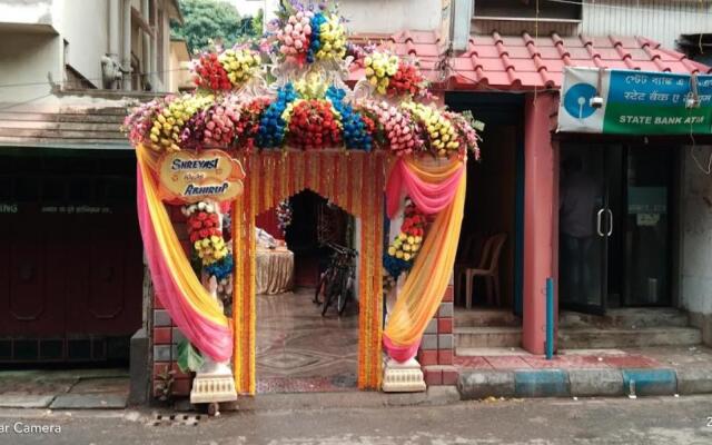 Dream Guest House And Banquet
