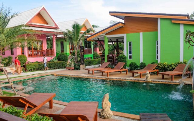 Pinky Bungalows Resort