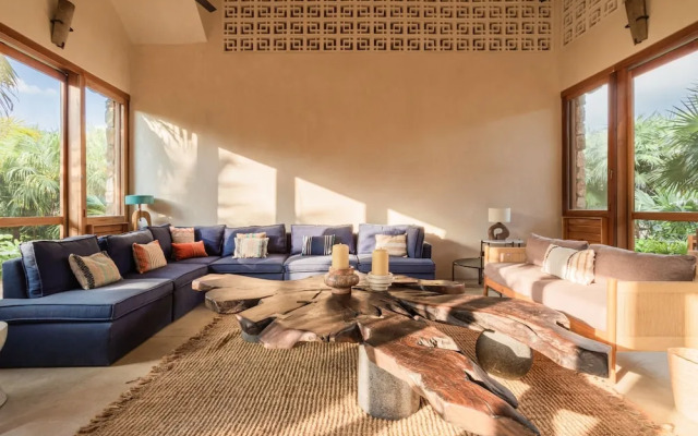 Anana Casa Kaab Kaan Rooftop Pool Beachfront