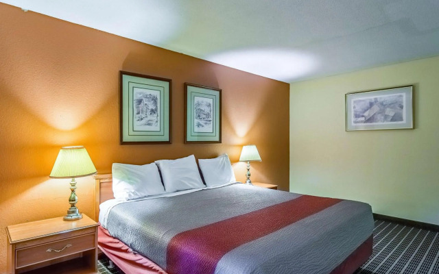 Motel 6 Grand Rapids, MI - Northeast
