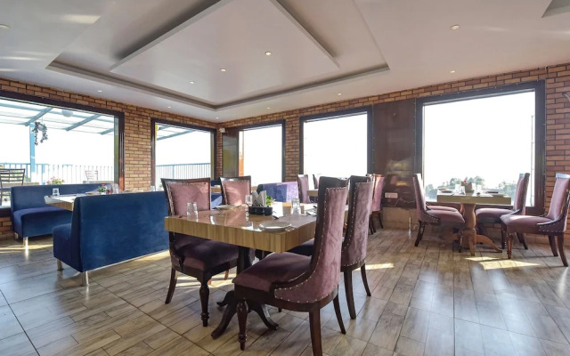 Fabhotel Green Acres