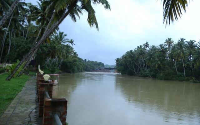 Oyo 22567 Travancore Island Resort