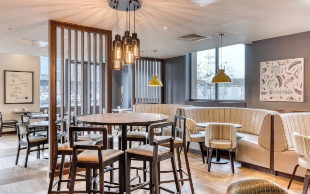 Premier Inn Dublin Cc The Liberties