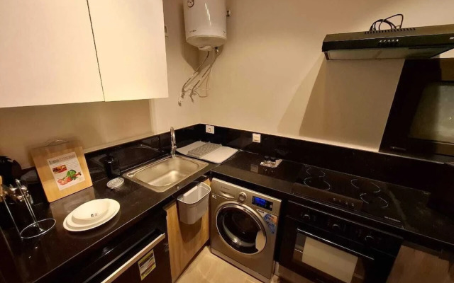 Mynt Stay zed west Residence 2 bedroom E1E213