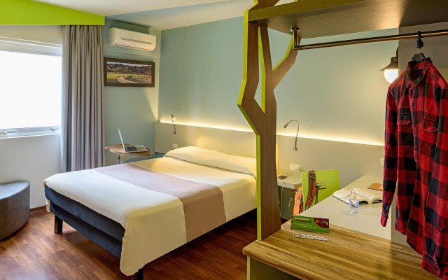 ibis Styles Curitiba Centro Cívico