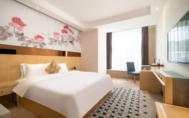 Paco Business Hotel Luogang Branch