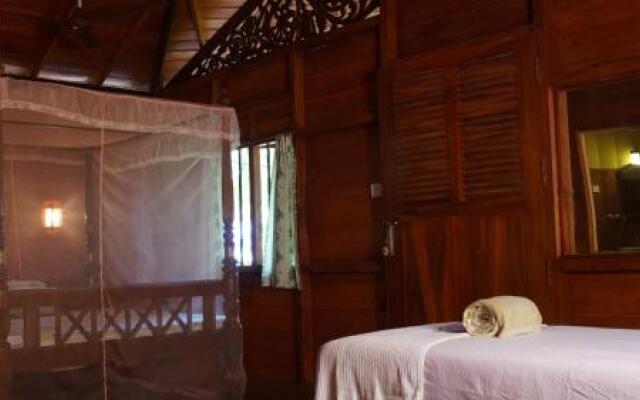 Eden Reverie Cabana And Spa