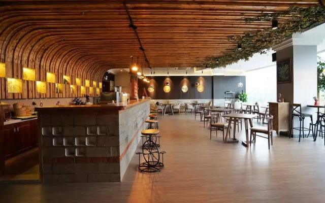 ibis Styles HZ Chaowang Rd