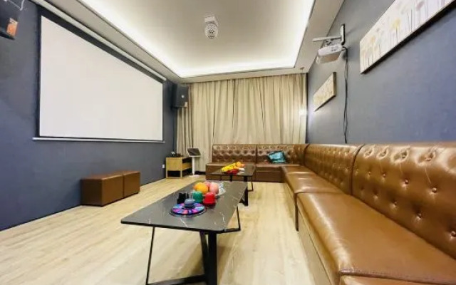 Shanghai Manga Boutique B&B