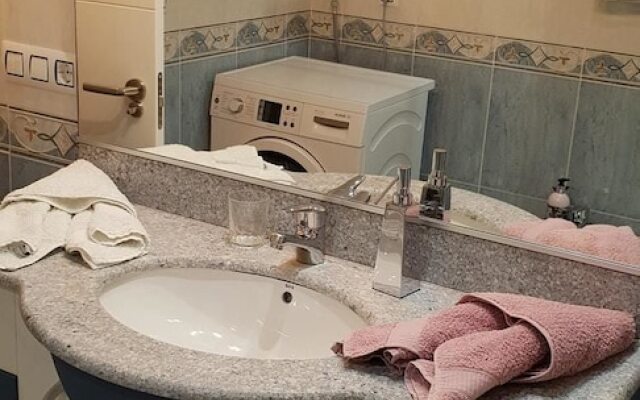 Villa With 2 Bedrooms in Calpe, With Wonderful Mountain View, Private