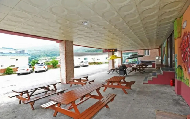 Muju Sopung Pension