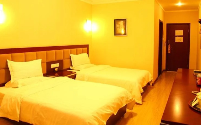 Dujiangyan Spring Business Hotel