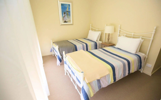 Wallaroo Marina Apartments