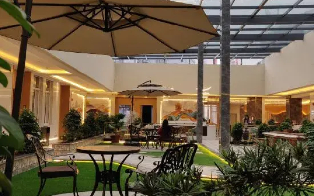 Ruishang Yuejing Hotel