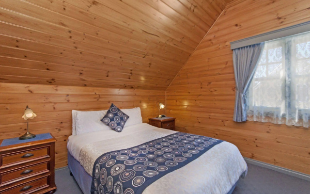 Dunes - elegant beach villa with huge swim spa – Guest Rooms – Port Fairy