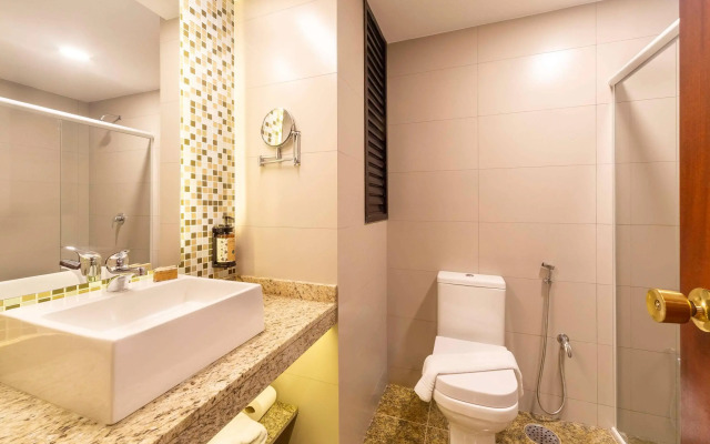Mercure Curitiba Golden Hotel