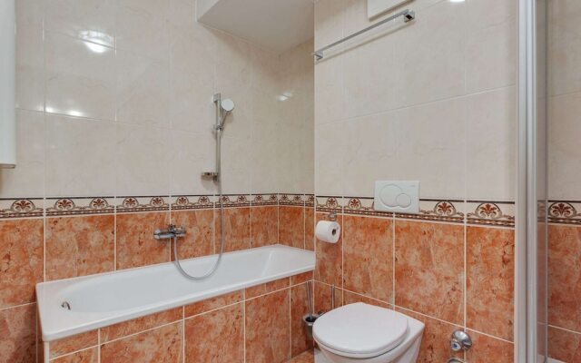 Chalet in Saalbach Near Ski Lift