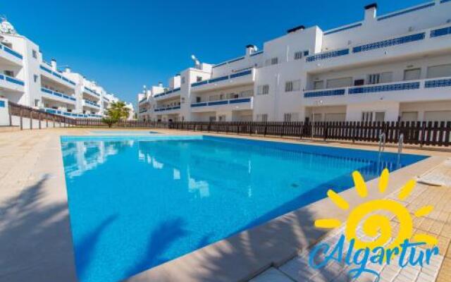 Açoteias Do Barril Residences