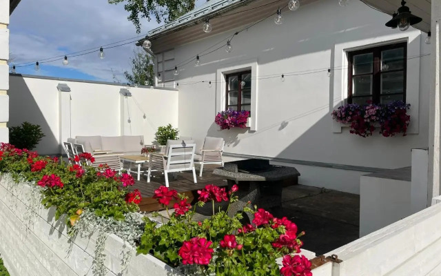 Raunex Apartment