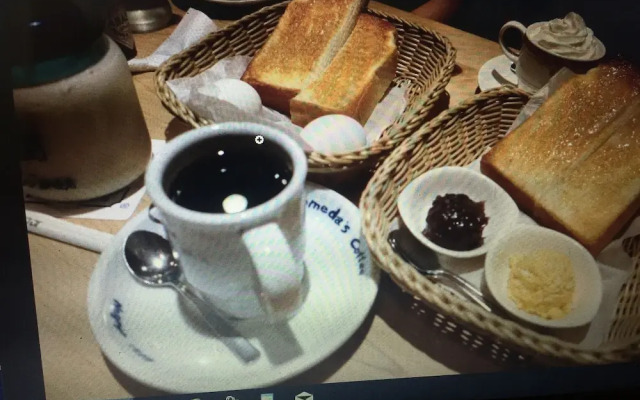 Explore Cairo From A Cozy Designed apt