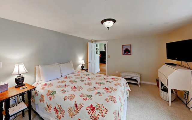 Classic New England  3 Bedroom Home