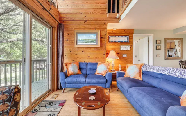 Amazing Views! One More Day Escape on Oak Island