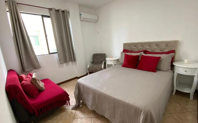 Bombas Bombinhas Pé na Areia, 50 metros do Mar!!!!