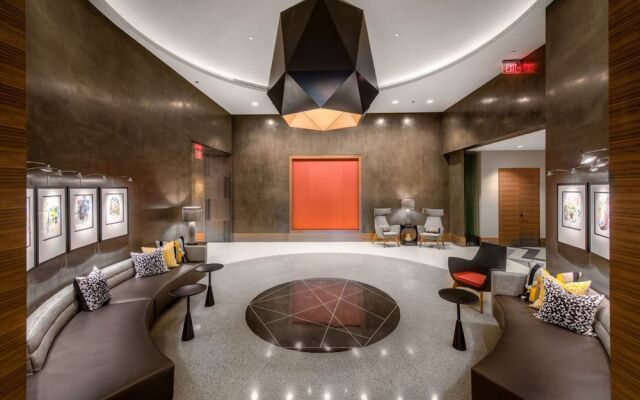 Global Luxury Suites at South Arlington