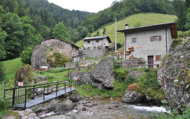 Albergo Diffuso Ornica 2