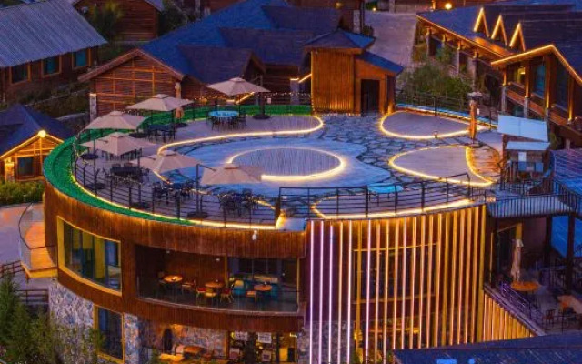 Hemu Surprise Hotel