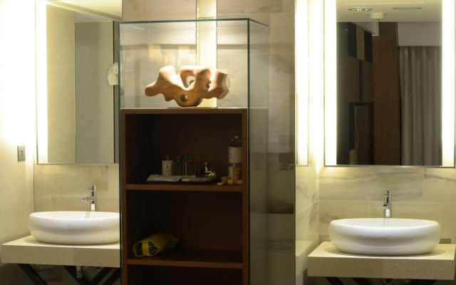 Wo Hotel