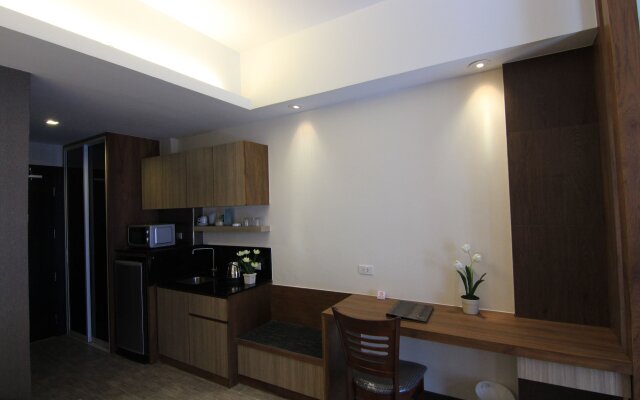 Inn residence serviced suites