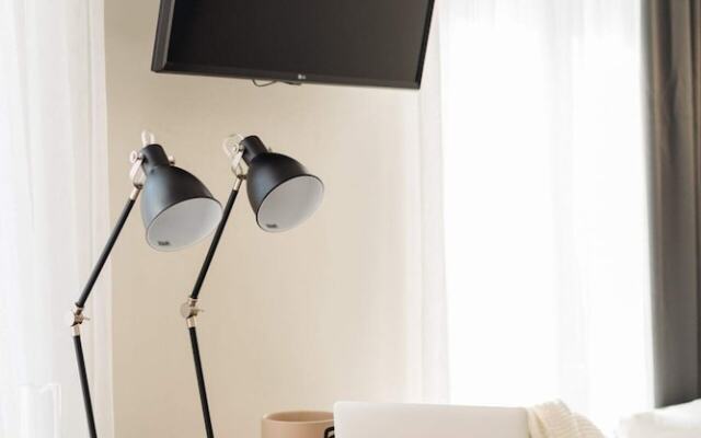 Sapphire Studios by Loft Affair