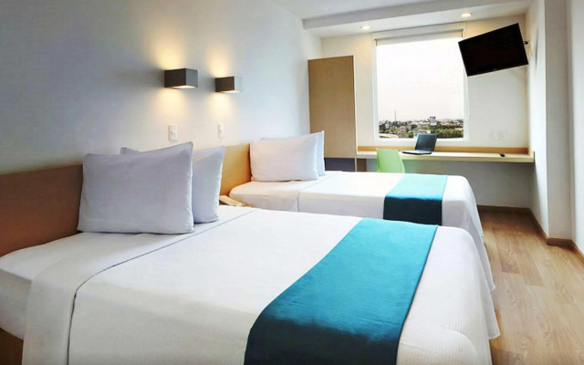 Sleep Inn Leon Antares Hotel