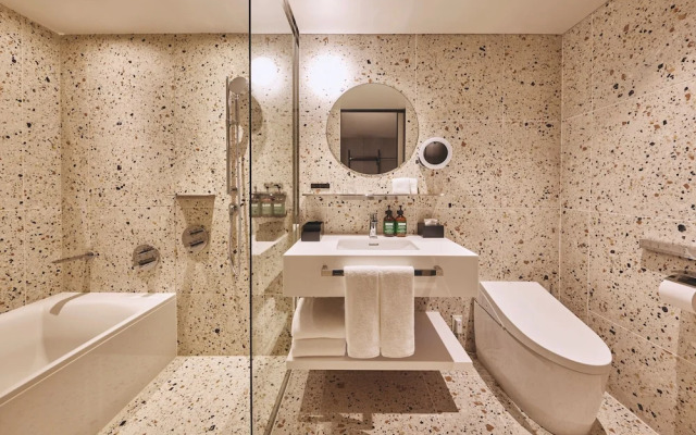 voco Osaka Central by IHG