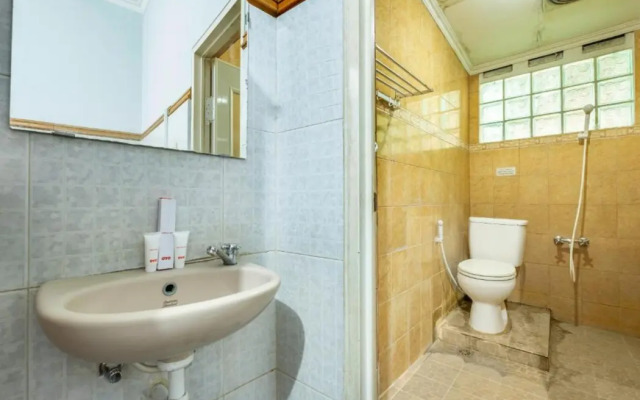 Collection O Kebon Jeruk Near Taman Balai Kota