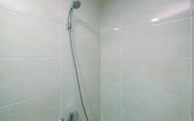 Comfortable 1BR Apartment at Mustika Golf Residence