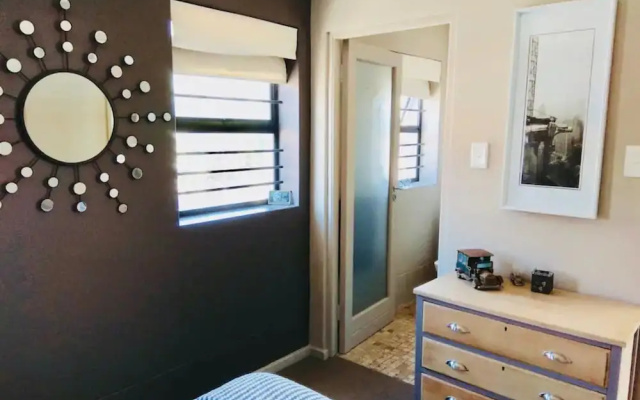 Afri Chić Apartment In Sea Point