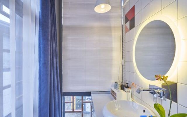 Yiting Esports Hotel Homestay (Huangshan Tunxi Liyang in Lane Branch)