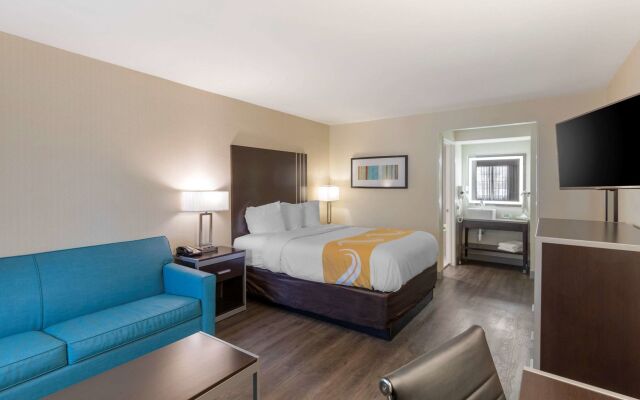 Quality Inn & Suites Camarillo - Oxnard