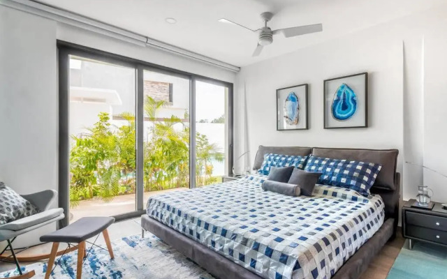 Neem 21 NILAY, Elegant Apartment 10 min from the Beach