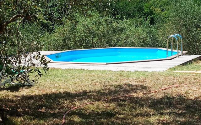 Villa con Piscina 10 Posti Letto, L'Oliveta Di Rivalto