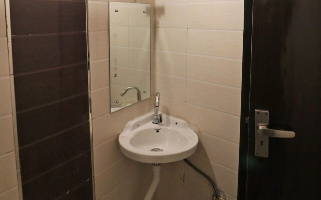 Hotel Grand Inn By OYO Rooms