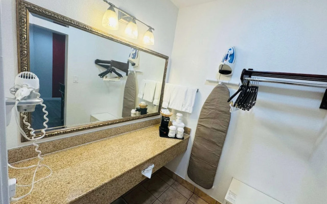 Ramada by Wyndham San Diego Airport