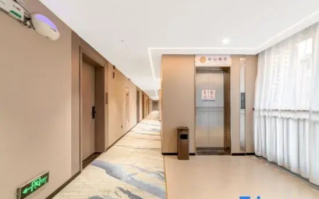Yueshan Hotel (Huayin  Taihua Road South Branch)